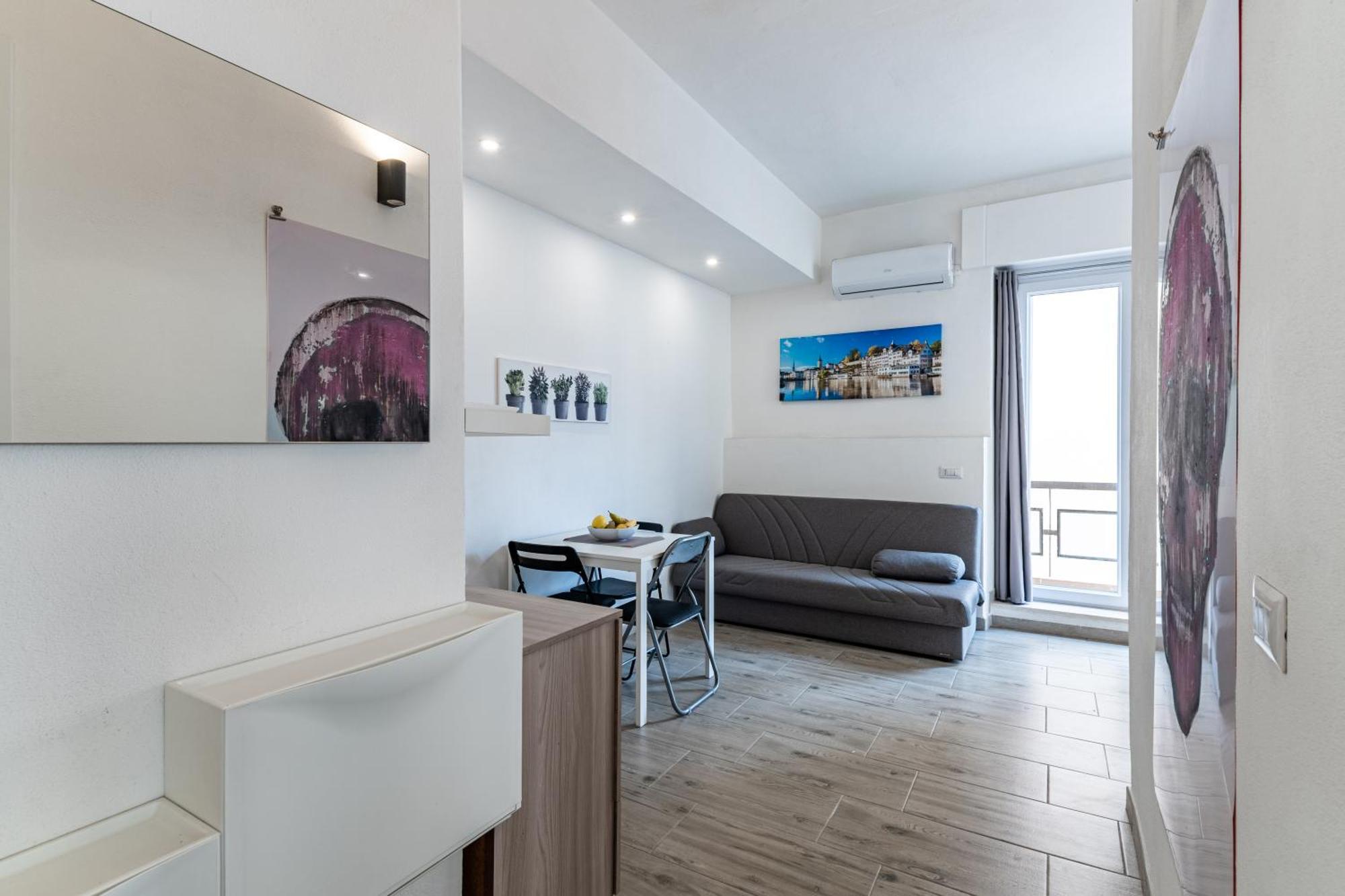 Paolo'S House Apartment Cagliari Ngoại thất bức ảnh